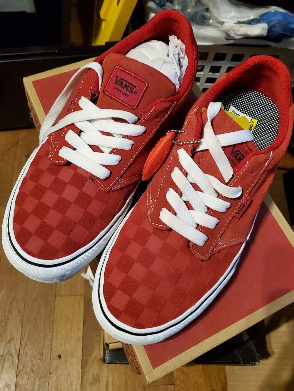 Vans Mens Suede Red Checkerboard Low Top Sneakers